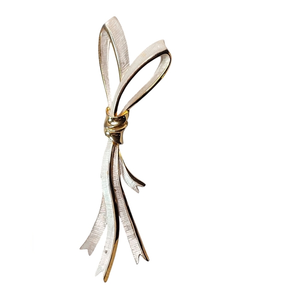 Vintage Bow Brooch - Picture 1 of 8